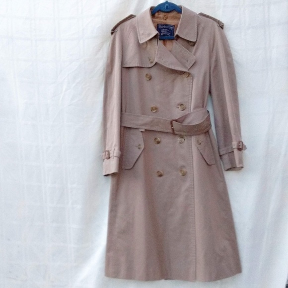 Vintage Burberry Trench Coat- Coming Soon! - Picture 8 of 8